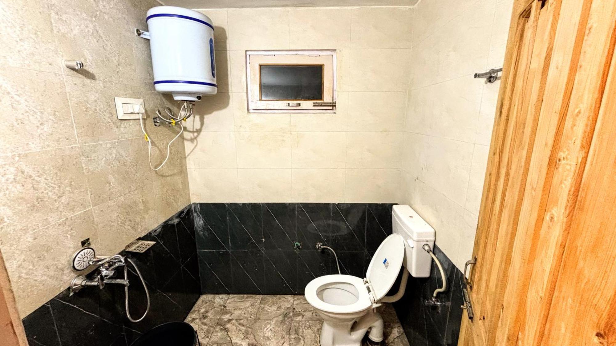 Jumboz Cabin كاسول المظهر الخارجي الصورة