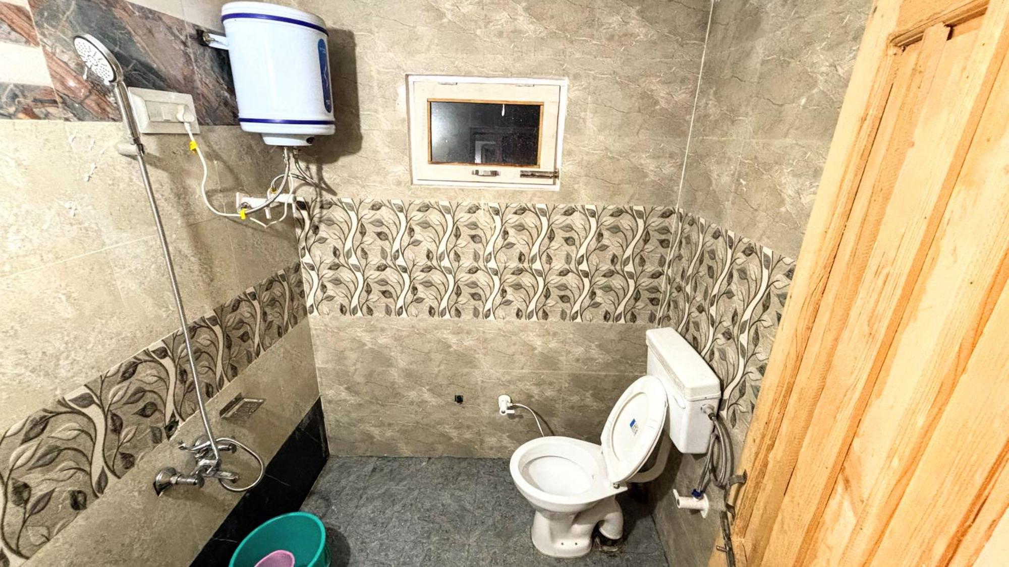 Jumboz Cabin كاسول المظهر الخارجي الصورة